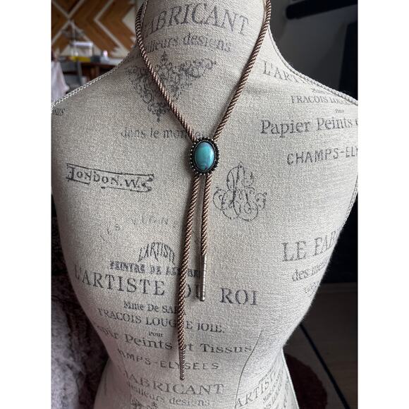 Vintage Faux Turquoise Bolo Tie – Western Oval Silver Bezel